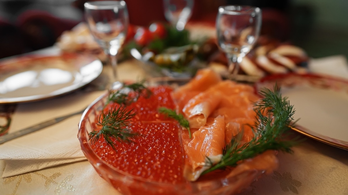 Перечислены худшие и лучшие закуски на новогодний стол: выбор нутрициолога Перечислены худшие и лучшие закуски на новогодний стол: выбор нутрициолога