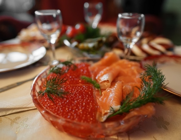 Перечислены худшие и лучшие закуски на новогодний стол: выбор нутрициолога Перечислены худшие и лучшие закуски на новогодний стол: выбор нутрициолога