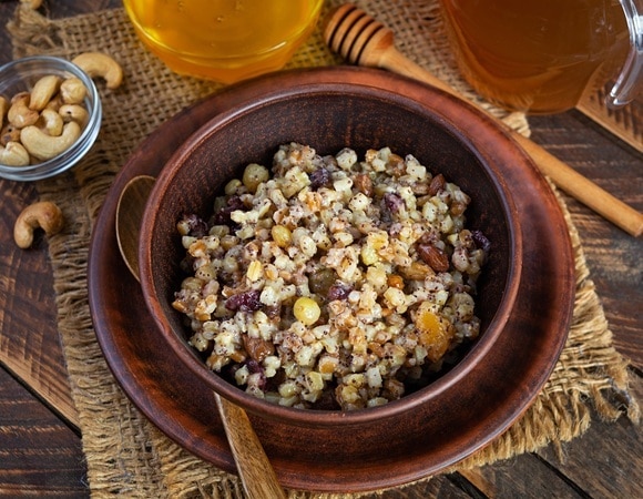 Почему сочиво так называется? Почему сочиво так называется?