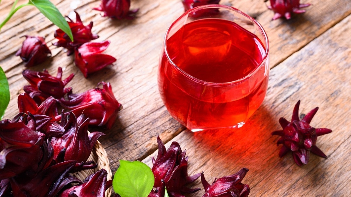 Что объединяет свеклу, ежевику и гибискус? За ярким цветом скрывается необычайная польза для организма 