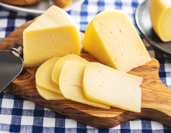 Можно ли есть сыр на диете — диетолог Парецкая назвала «разрешенные» сорта