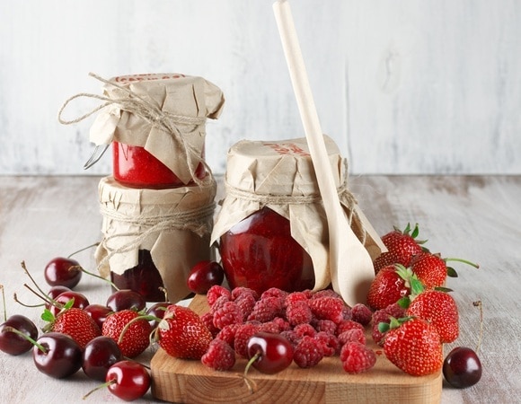 Доктор Мясников назвал продукты, которые помогут при подагре — начните с ягод Доктор Мясников назвал продукты, которые помогут при подагре — начните с ягод