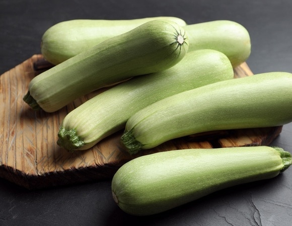 Овощная классика — рассказываем, как сделать зимний салат из кабачков