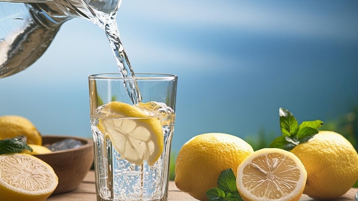 Что будет, если пить воду с лимоном? Что будет, если пить воду с лимоном?