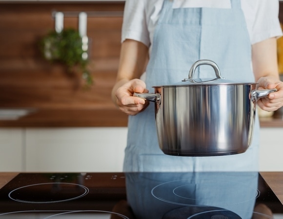 Сколько хранится суп в холодильнике? Успевайте съесть, пока «первое» не пропало Сколько хранится суп в холодильнике? Успевайте съесть, пока «первое» не пропало