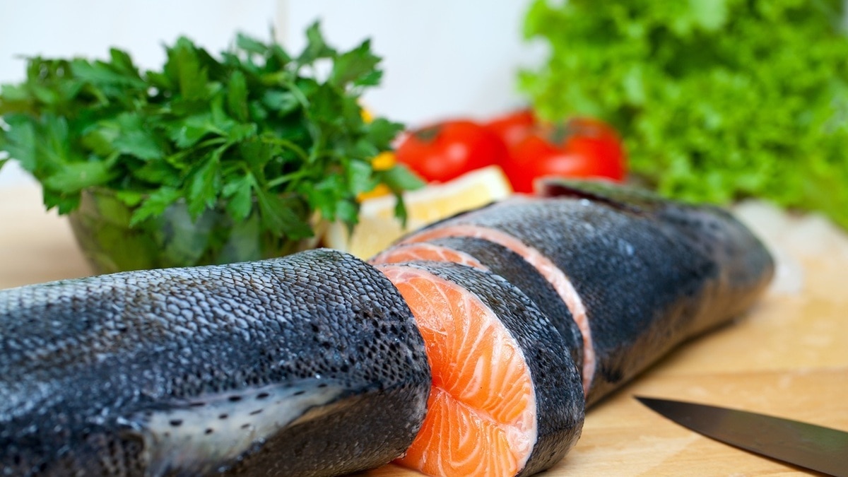Что полезнее — горбуша или семга? Шеф-повар Астафьев дал неожиданный ответ