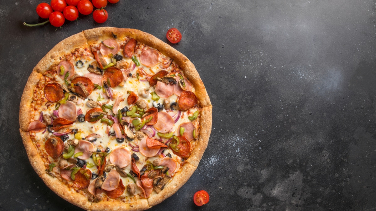 Как замесить тесто для пиццы — процесс настолько прост, что понравится даже самым маленьким кулинарам