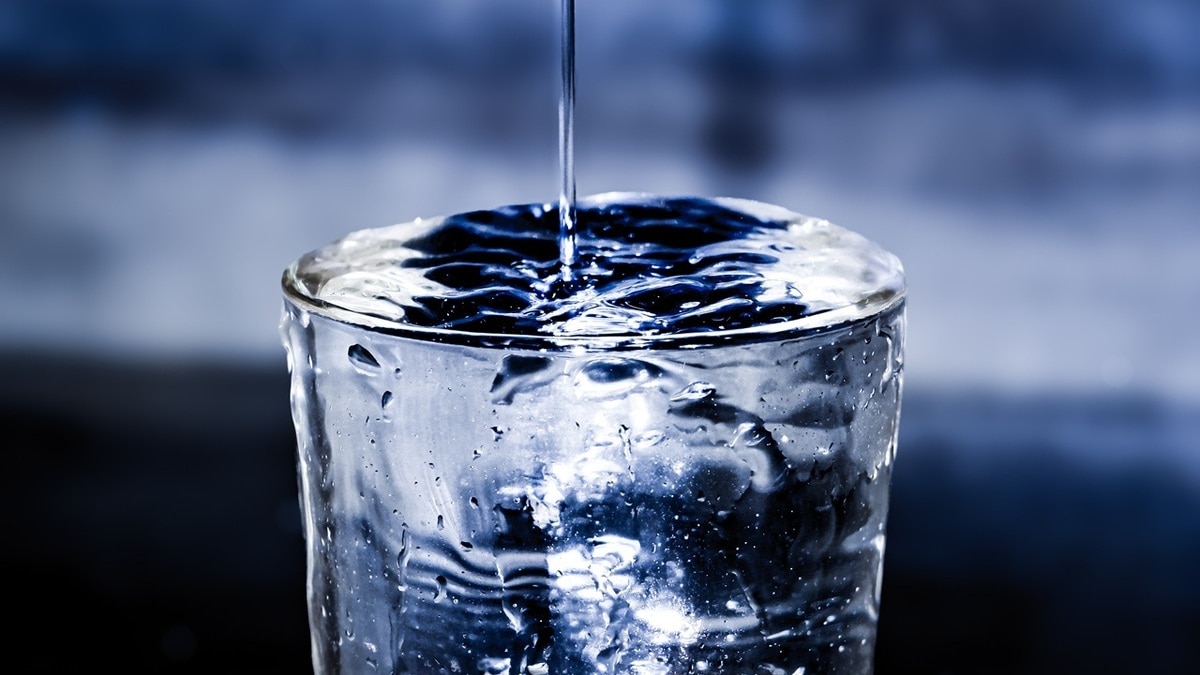 Обычная вода поможет в борьбе со страшным недугом — нужно и пить, и мыть