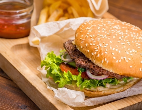 Как часто можно есть фастфуд, чтобы не было ни лишнего веса, ни проблем с печенью? Как часто можно есть фастфуд, чтобы не было ни лишнего веса, ни проблем с печенью?