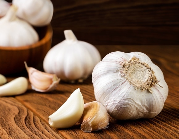 Есть ли смысл перейти на вареный чеснок — чем он лучше свежего? Есть ли смысл перейти на вареный чеснок — чем он лучше свежего?