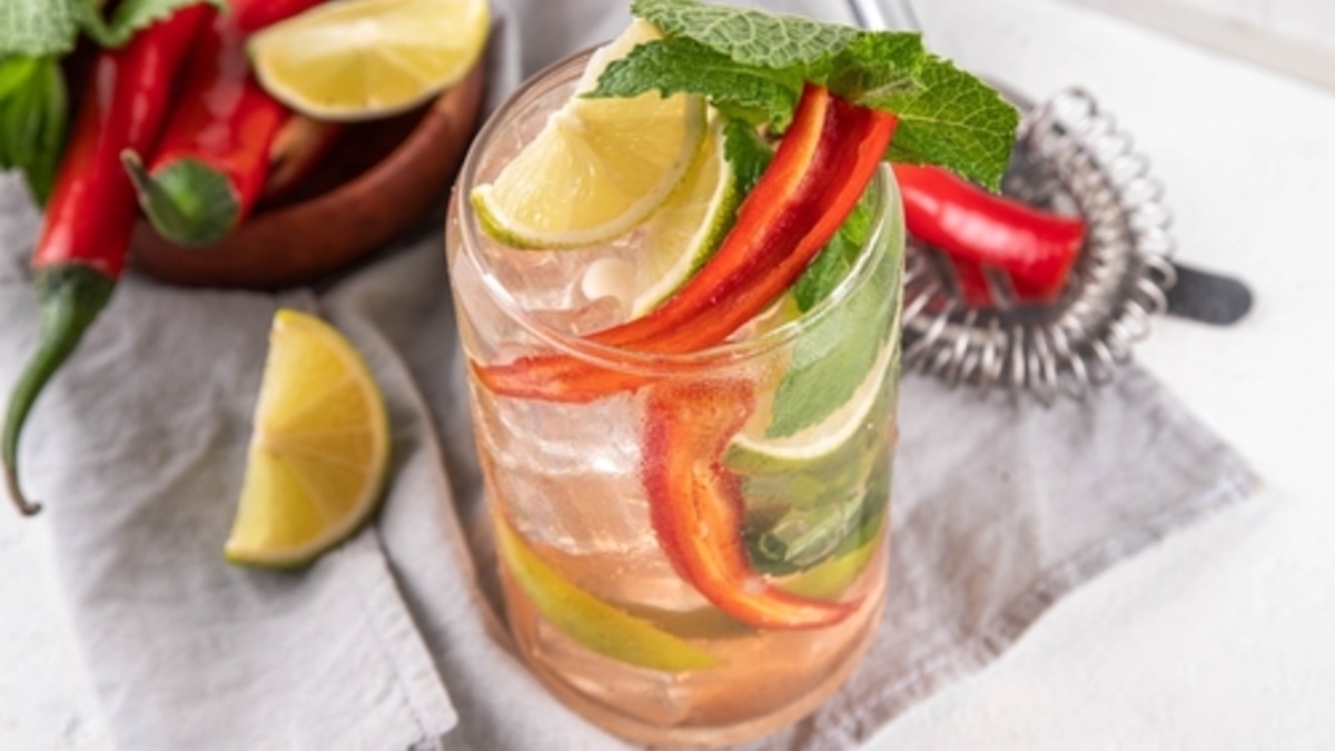 Какие напитки поддержат нервную и иммунную системы — кофе в списке нет