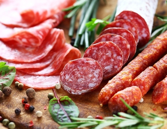 Доктор Мясников назвал самую «правильную» колбасу — это не сервелат и даже не ливерная