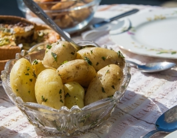 Гарнир из картофеля легко сделать полезным для сердца и сосудов — в отличие от риса и макарон