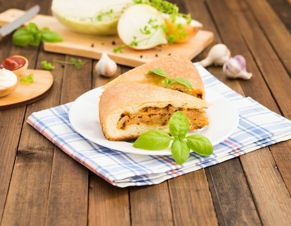 Чем больше, тем счастливее: какие пирожки на Руси пекли 11 февраля в Лаврентьев день 