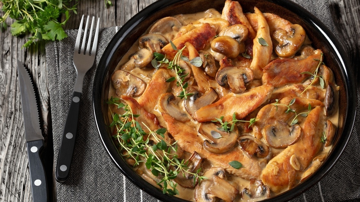 Секрет особой атмосферы: как сделать обычный ужин романтическим? Секрет особой атмосферы: как сделать обычный ужин романтическим?