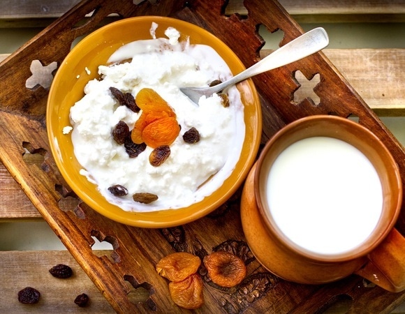 Как быстро разморозить творог — эти 4 способа сохранят вкус и текстуру продукта Как быстро разморозить творог — эти 4 способа сохранят вкус и текстуру продукта