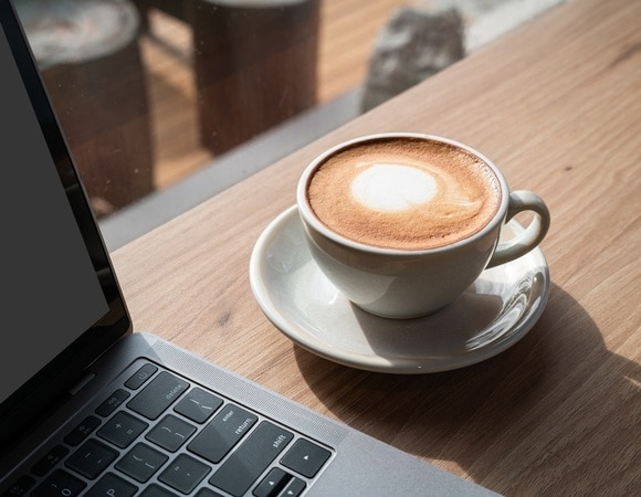 Доктор Мясников объяснил, можно ли пить растворимый кофе