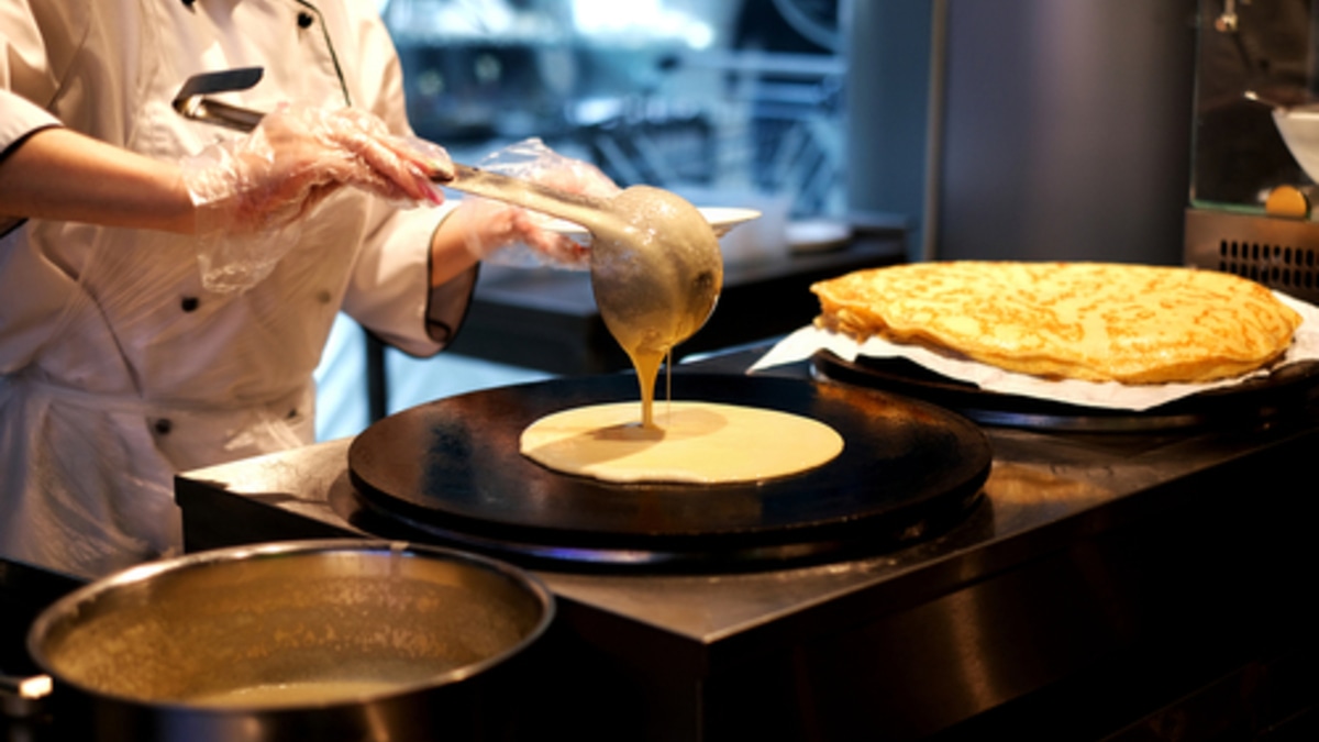 Пшеничная, ржаная, гречневая и не только: выбор муки влияет на то, какими получатся блины