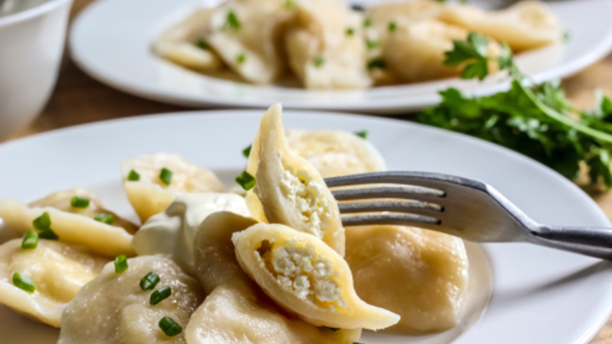 Тайный смысл: почему творог — лучшая начинка для вареников на масленицу