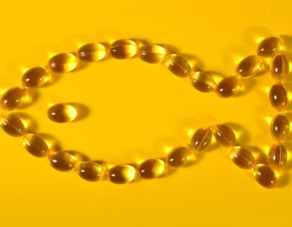 Доктор Мясников объяснил разницу между «рыбьим» жиром и «рыбным» — путать их опасно для здоровья