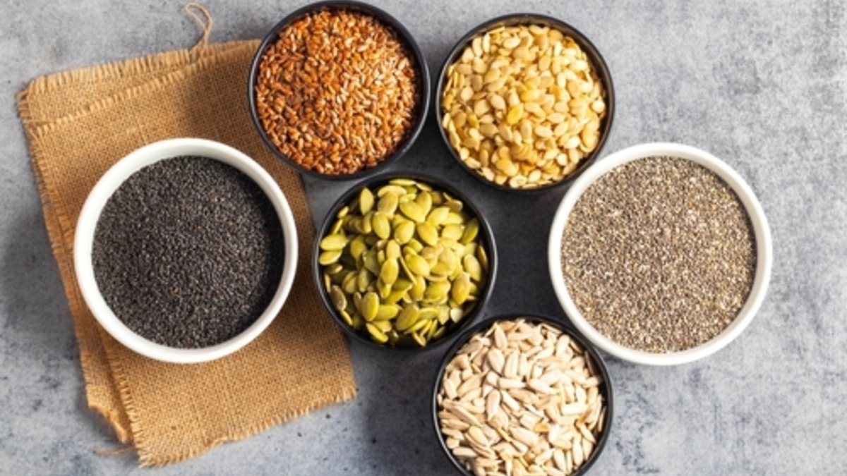 Доктор Мясников назвал лучшие семечки для поддержания мужского здоровья