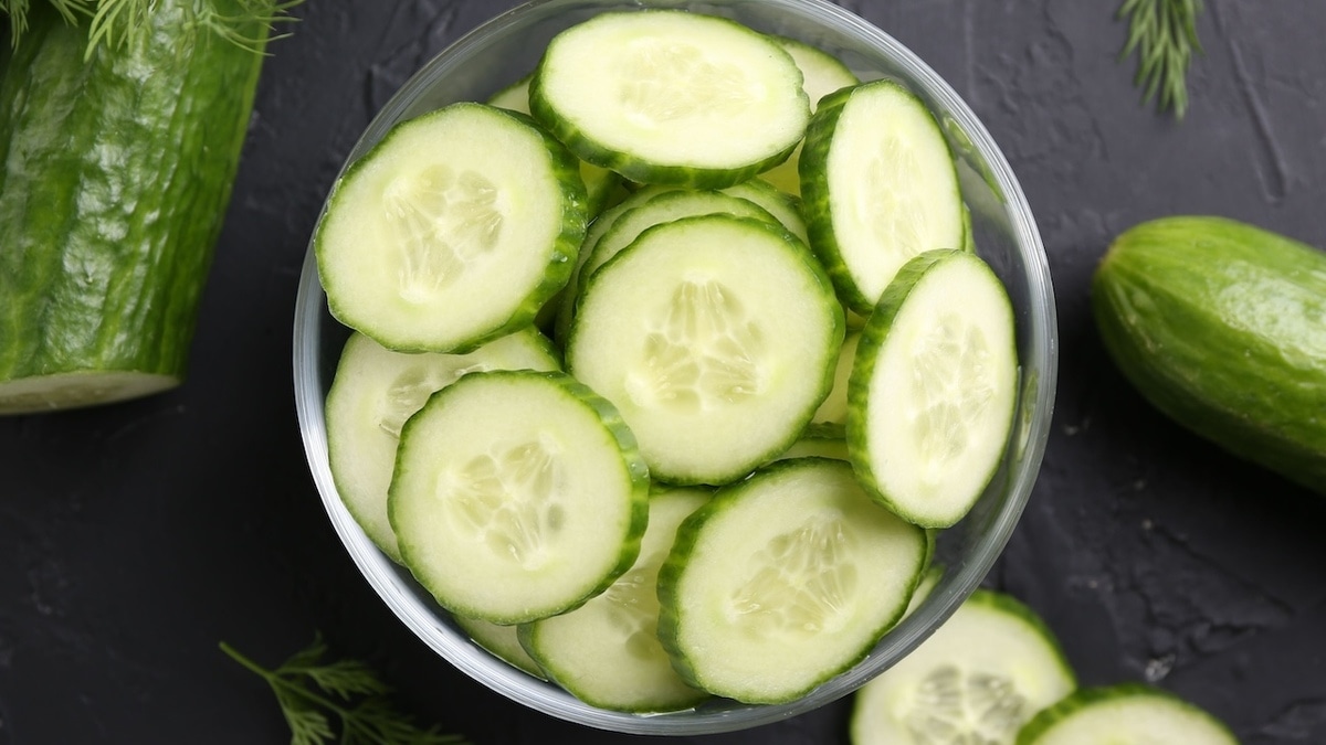 Огурцы можно жарить — нашли рецепт весьма необычной хрустящей закуски 