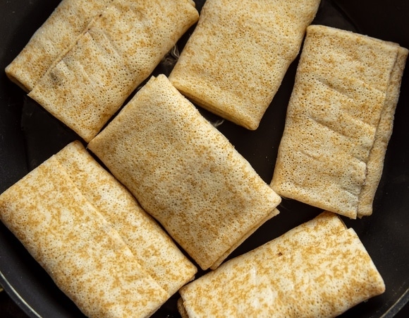 Некогда стоять у плиты? Можно полакомиться покупными блинами — если знать, какого они должны быть цвета Некогда стоять у плиты? Можно полакомиться покупными блинами — если знать, какого они должны быть цвета