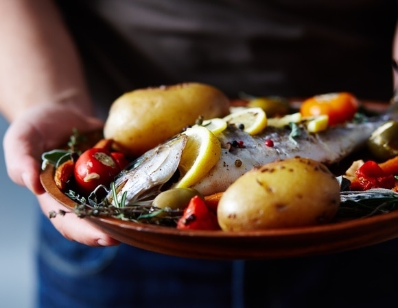 Полезна всем, но мужчинам — особенно: почему организм страдает, если в рационе нет рыбы