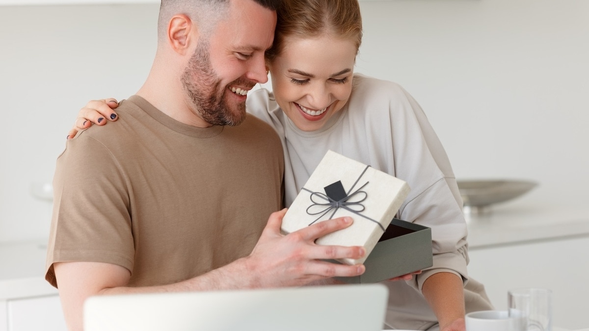 Небанально и вкусно: какой съедобный подарок вручить мужчине на 23 февраля? 