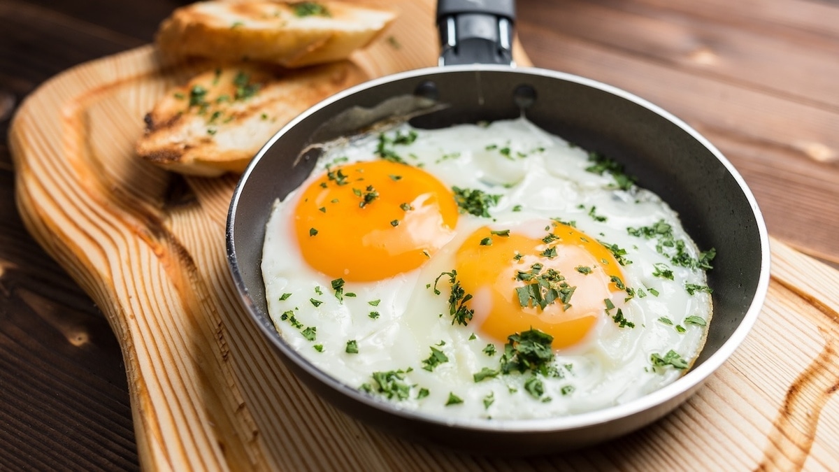 Яйцами с жидким желтком можно отравиться? Вот как избежать плачевных последствий Яйцами с жидким желтком можно отравиться? Вот как избежать плачевных последствий