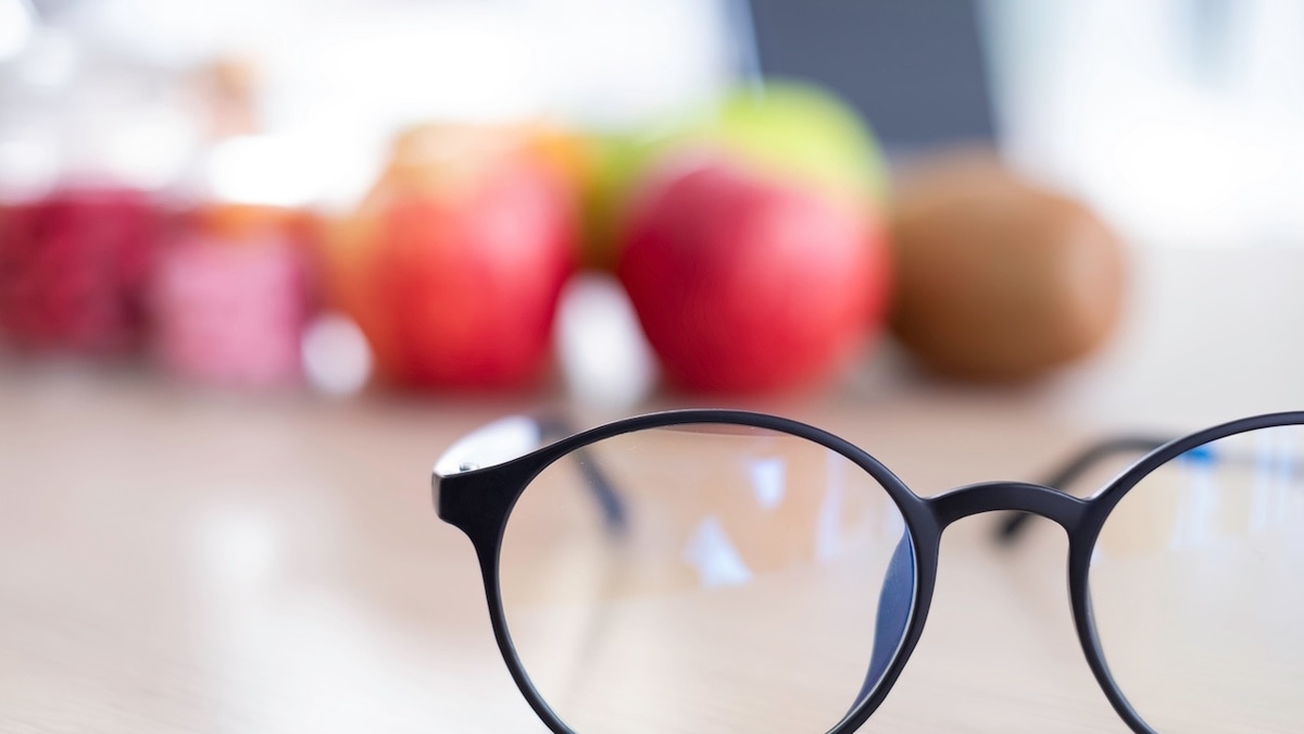 Морковь и черника — это не все: перечислены главные продукты для хорошего зрения 