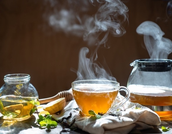 Всего три напитка полезны для организма, уверен доктор Мясников — в списке нет соков