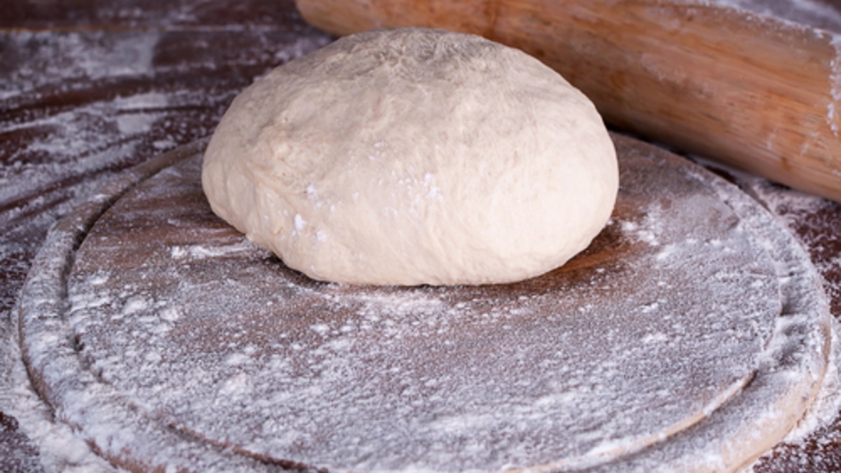 Не всякое можно замораживать: названы сроки хранения различных видов теста в холоде 