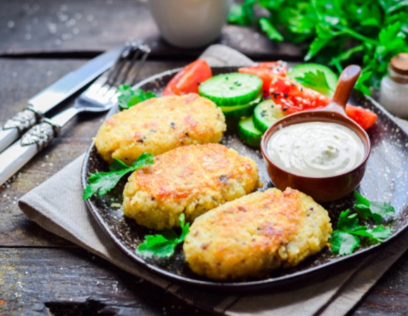 Картофельные зразы с грибной начинкой — блюдо, которое погружает в беззаботное детство