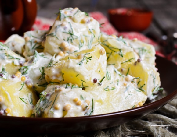 Финский картофельный салат без колбасы и майонеза — необычный гарнир, который подойдет к любому блюду