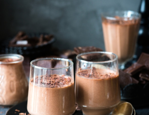 Диетический шоколадный десерт на ряженке: нежность и польза в каждом кусочке