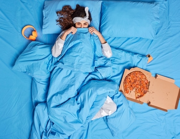 Сонливость после еды: сигнал о проблемах или нормальное явление?