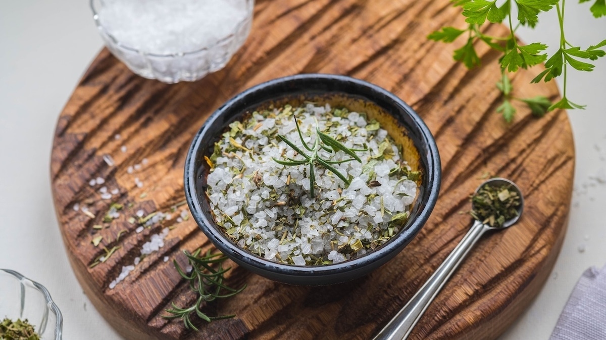 «Должны ограничивать»: чем адыгейская соль лучше обычной? 