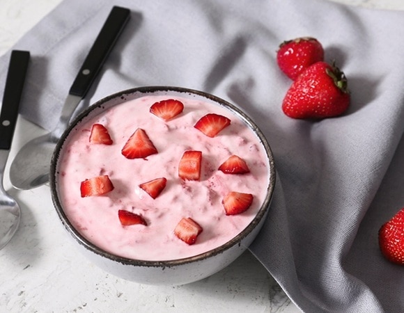 Забудьте о магазинных йогуртах: полезный десерт легко сделать дома — по рецепту доктора Мясникова