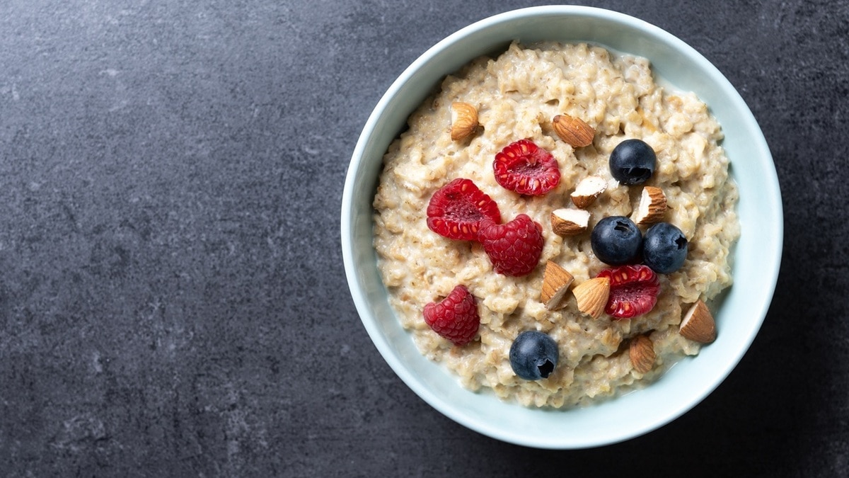 Какие 4 добавки сделают кашу еще полезнее? 