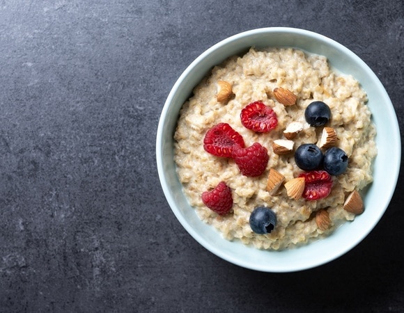 Какие 4 добавки сделают кашу еще полезнее? 