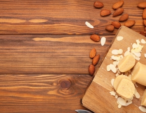 Миндальная мука и натуральные подсластители: как делают диетический марципан — можно есть без угрызений совести