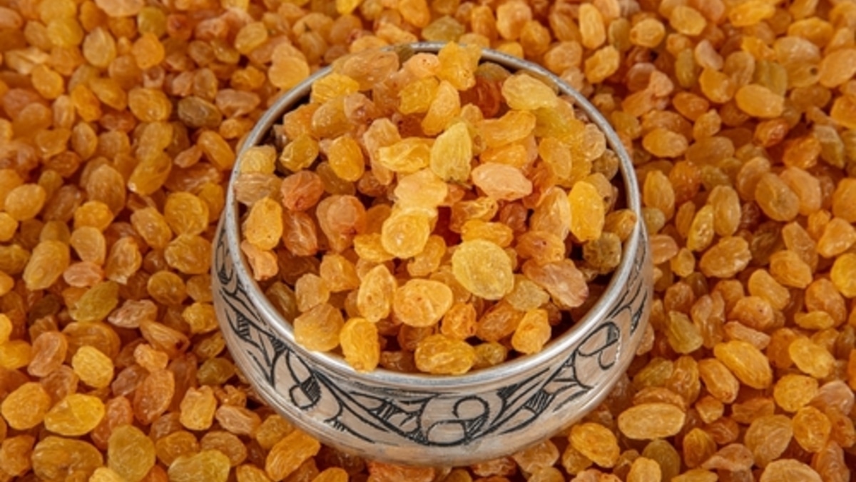 Не просто сладость: польза изюма заключается в небольших порциях, остальное — во вред