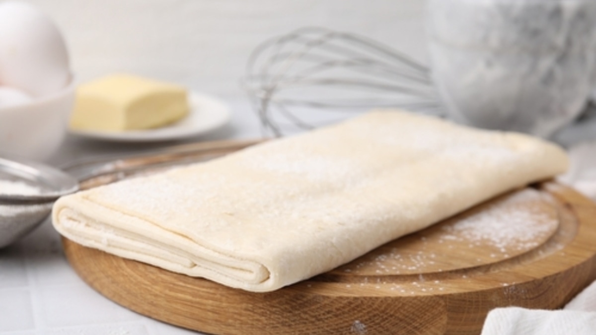 Домашнее слоеное тесто: рецепт, который всегда получается — вкуснее, чем из магазина
