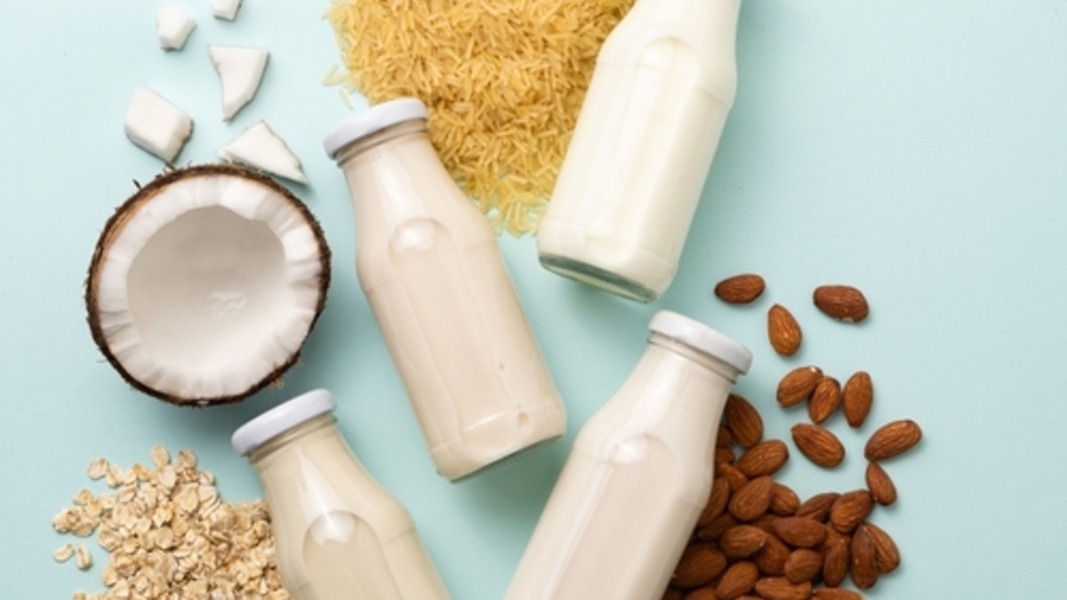 "Плохого в этом нет": можно ли употреблять растительное молоко в пост, ответил священник