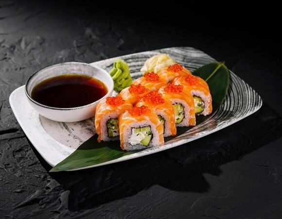 Доктор Мясников предупредил любителей суши и роллов — дело не в сырой рыбе, а в соусе Доктор Мясников предупредил любителей суши и роллов — дело не в сырой рыбе, а в соусе