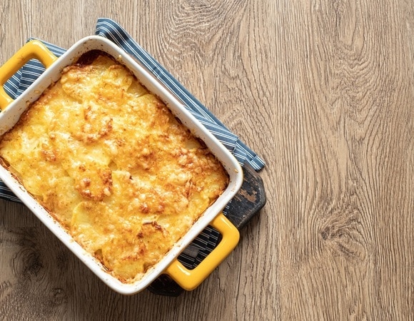 Что сделать из рыбного фарша — картофельная запеканка без хлопот: насытит голодных домочадцев, когда времени в обрез