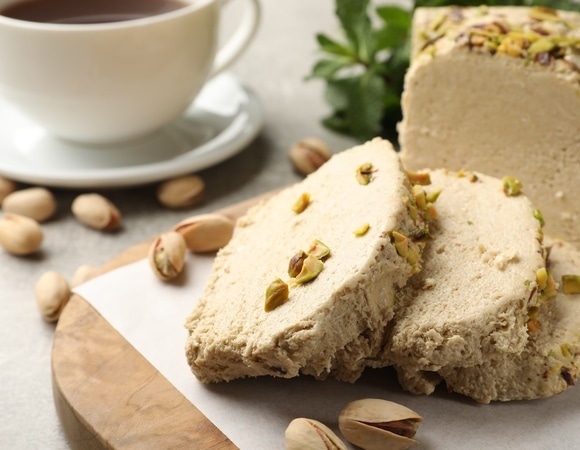 В каждом кусочке — польза: биолог раскрыла неожиданные свойства халвы В каждом кусочке — польза: биолог раскрыла неожиданные свойства халвы