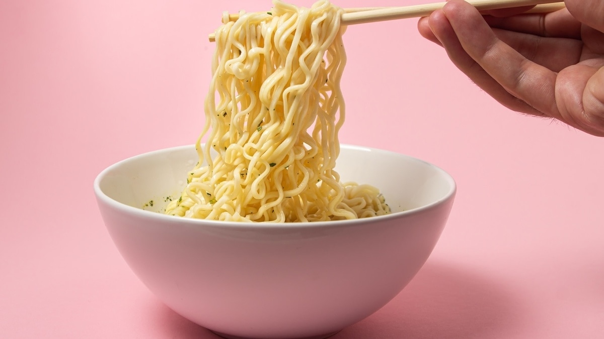 Чем лапша быстрого приготовления отличается от обычных спагетти? 