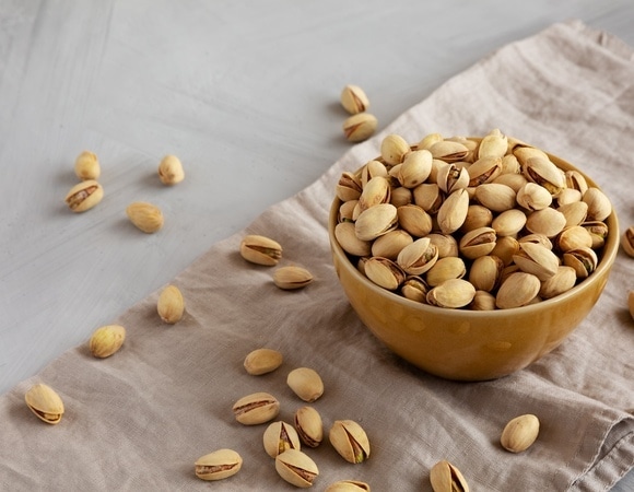 Многие едят фисташки неправильно — врач ответила, как надо Многие едят фисташки неправильно — врач ответила, как надо